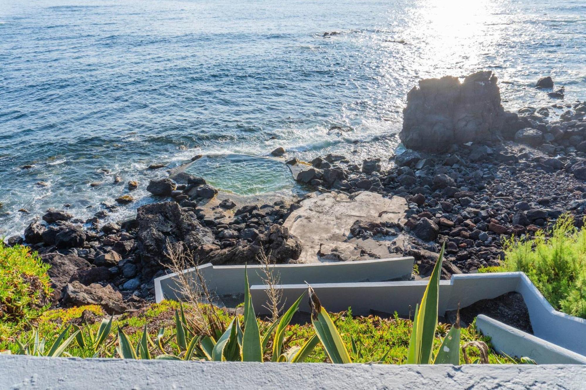 Mosteiros Natural Pool House Eksteriør bilde