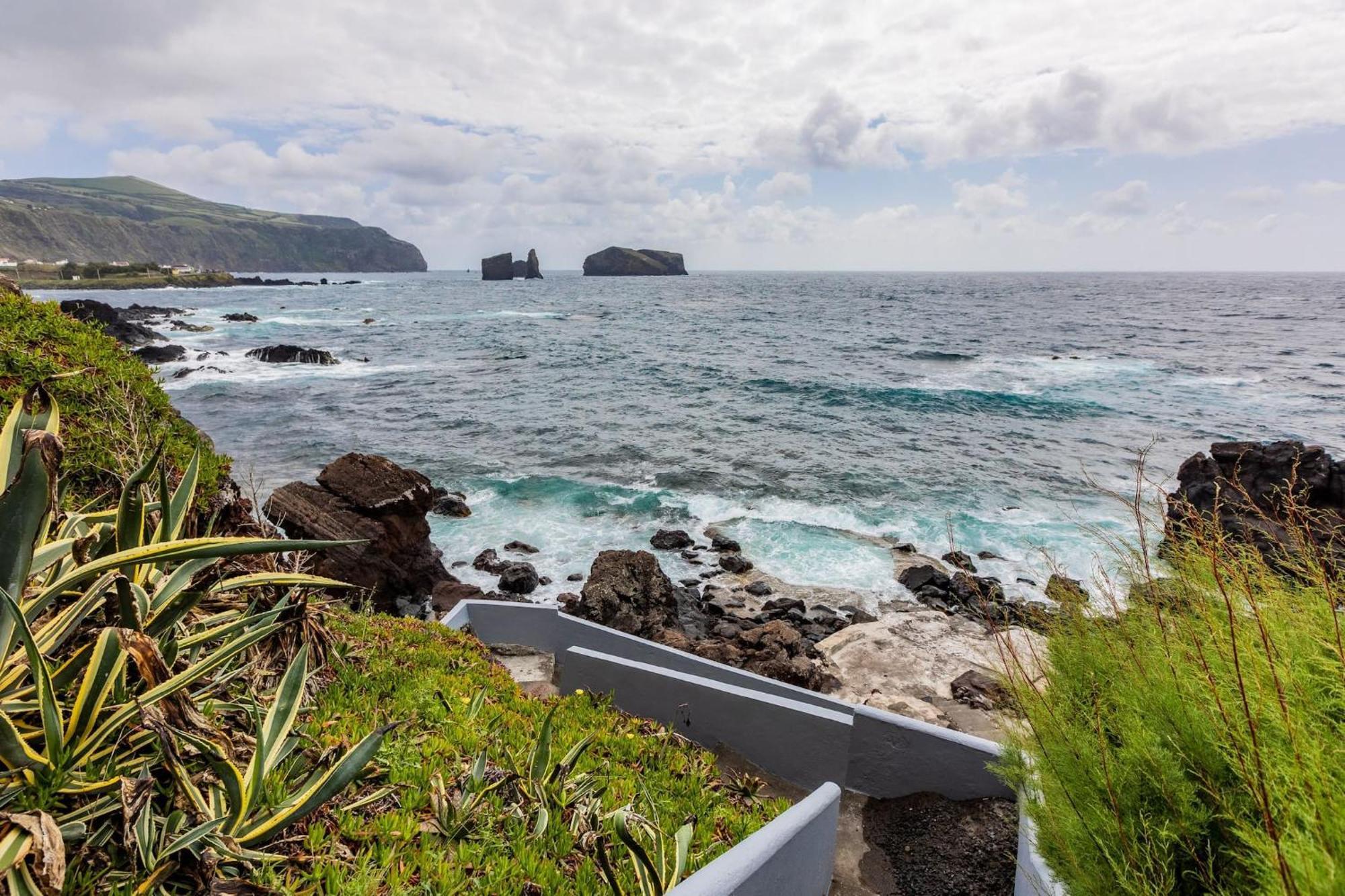 Mosteiros Natural Pool House Eksteriør bilde